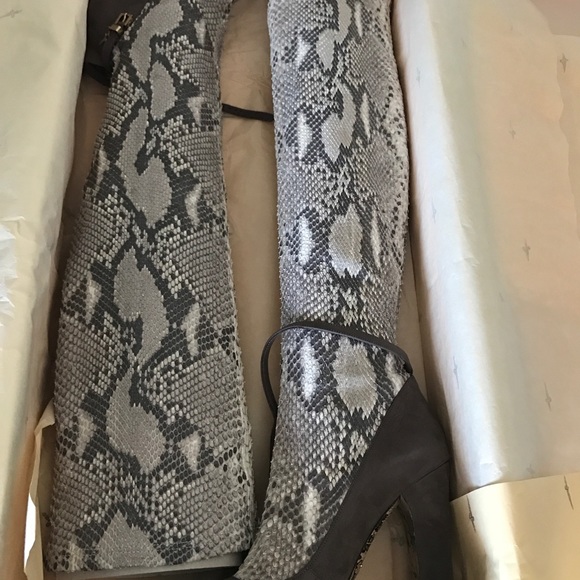 Cesare Paciotti Women's python boots, size 10 - Picture 6 of 8